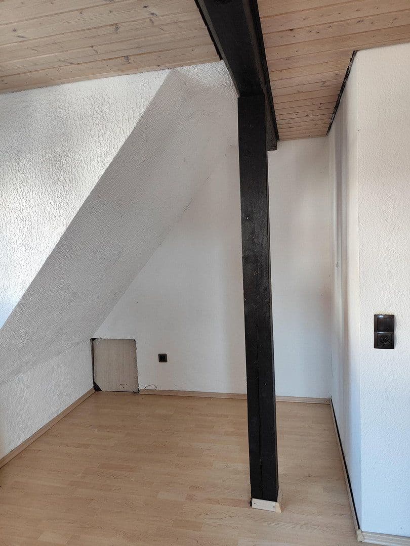 Prodej domu 192 m², pozemek 145 m², Am Leurenberg 18, Nürtingen, Bádensko-Württembersko Prodej domu 192 m², pozemek 145 m², Am Leurenberg 18, Nürtingen, Bádensko-Württembersko