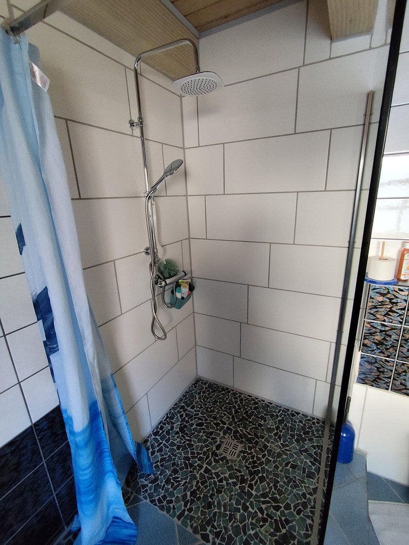 Prodej domu 192 m², pozemek 145 m², Am Leurenberg 18, Nürtingen, Bádensko-Württembersko Prodej domu 192 m², pozemek 145 m², Am Leurenberg 18, Nürtingen, Bádensko-Württembersko