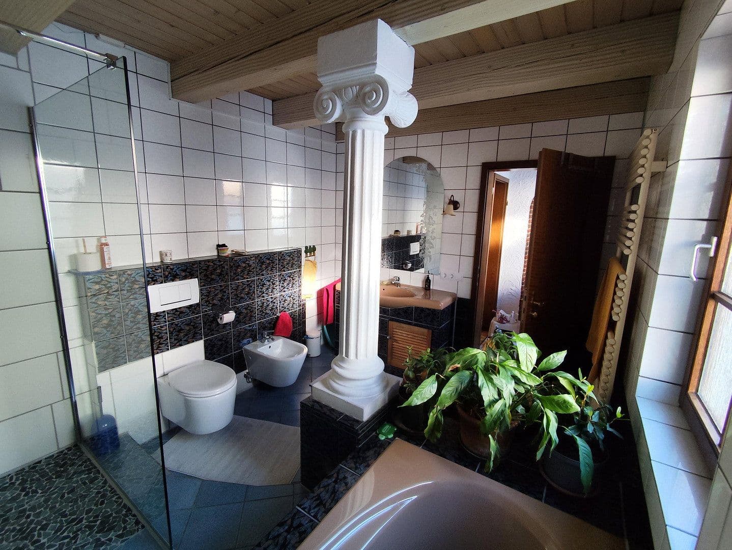 Prodej domu 192 m², pozemek 145 m², Am Leurenberg 18, Nürtingen, Bádensko-Württembersko Prodej domu 192 m², pozemek 145 m², Am Leurenberg 18, Nürtingen, Bádensko-Württembersko