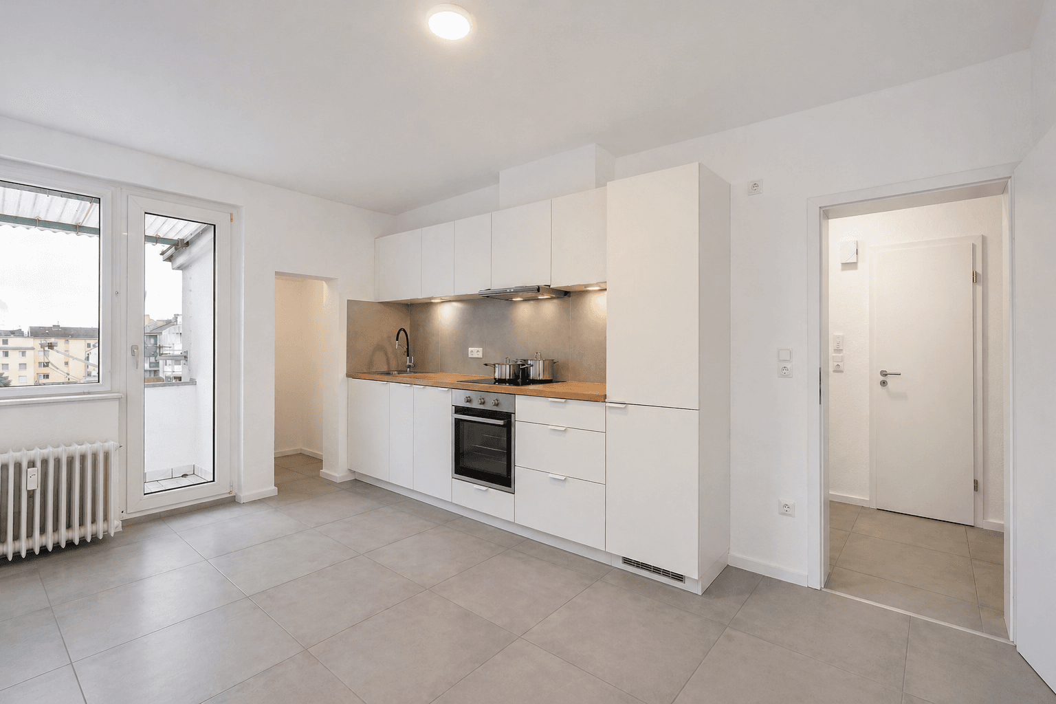 Pronájem bytu 2+1 54 m², Helmutstraße 2, Düsseldorf, Severní Porýní-Vestfálsko Pronájem bytu 2+1 54 m², Helmutstraße 2, Düsseldorf, Severní Porýní-Vestfálsko