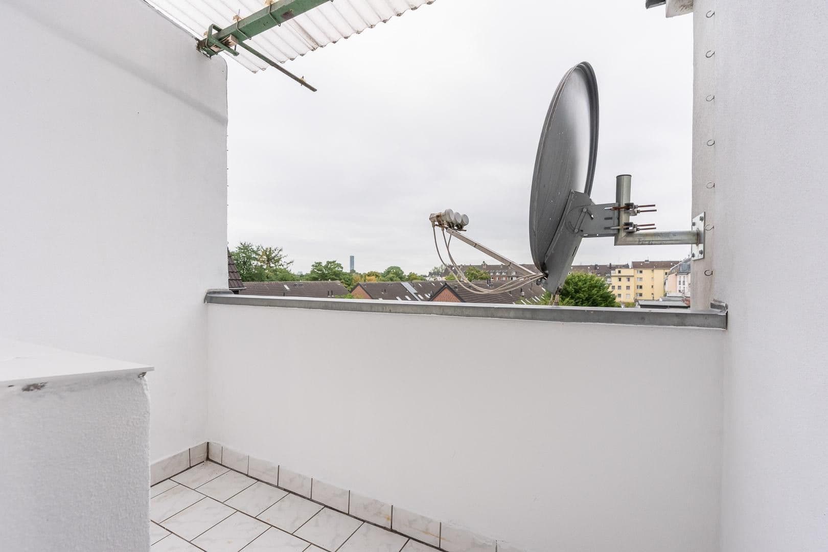 Pronájem bytu 2+1 54 m², Helmutstraße 2, Düsseldorf, Severní Porýní-Vestfálsko Pronájem bytu 2+1 54 m², Helmutstraße 2, Düsseldorf, Severní Porýní-Vestfálsko