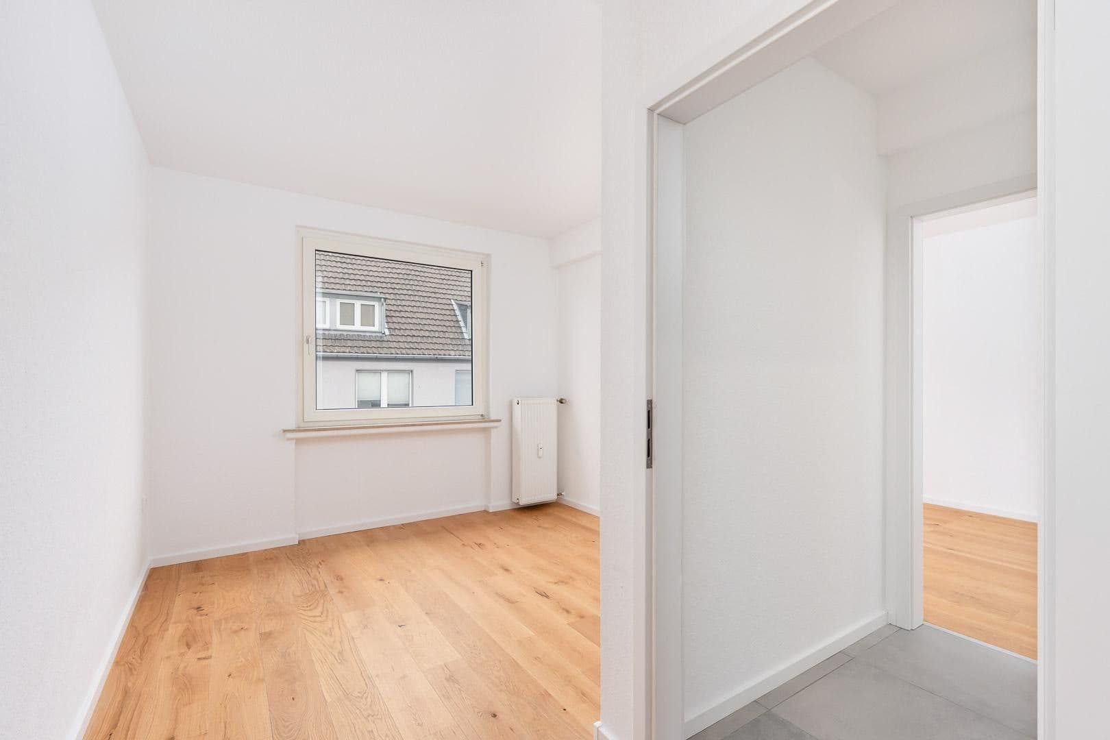 Pronájem bytu 2+1 54 m², Helmutstraße 2, Düsseldorf, Severní Porýní-Vestfálsko Pronájem bytu 2+1 54 m², Helmutstraße 2, Düsseldorf, Severní Porýní-Vestfálsko