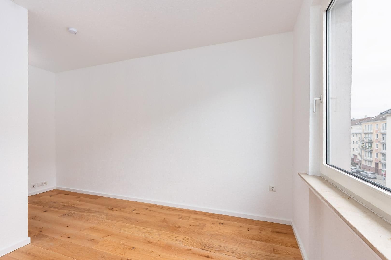 Pronájem bytu 2+1 54 m², Helmutstraße 2, Düsseldorf, Severní Porýní-Vestfálsko Pronájem bytu 2+1 54 m², Helmutstraße 2, Düsseldorf, Severní Porýní-Vestfálsko