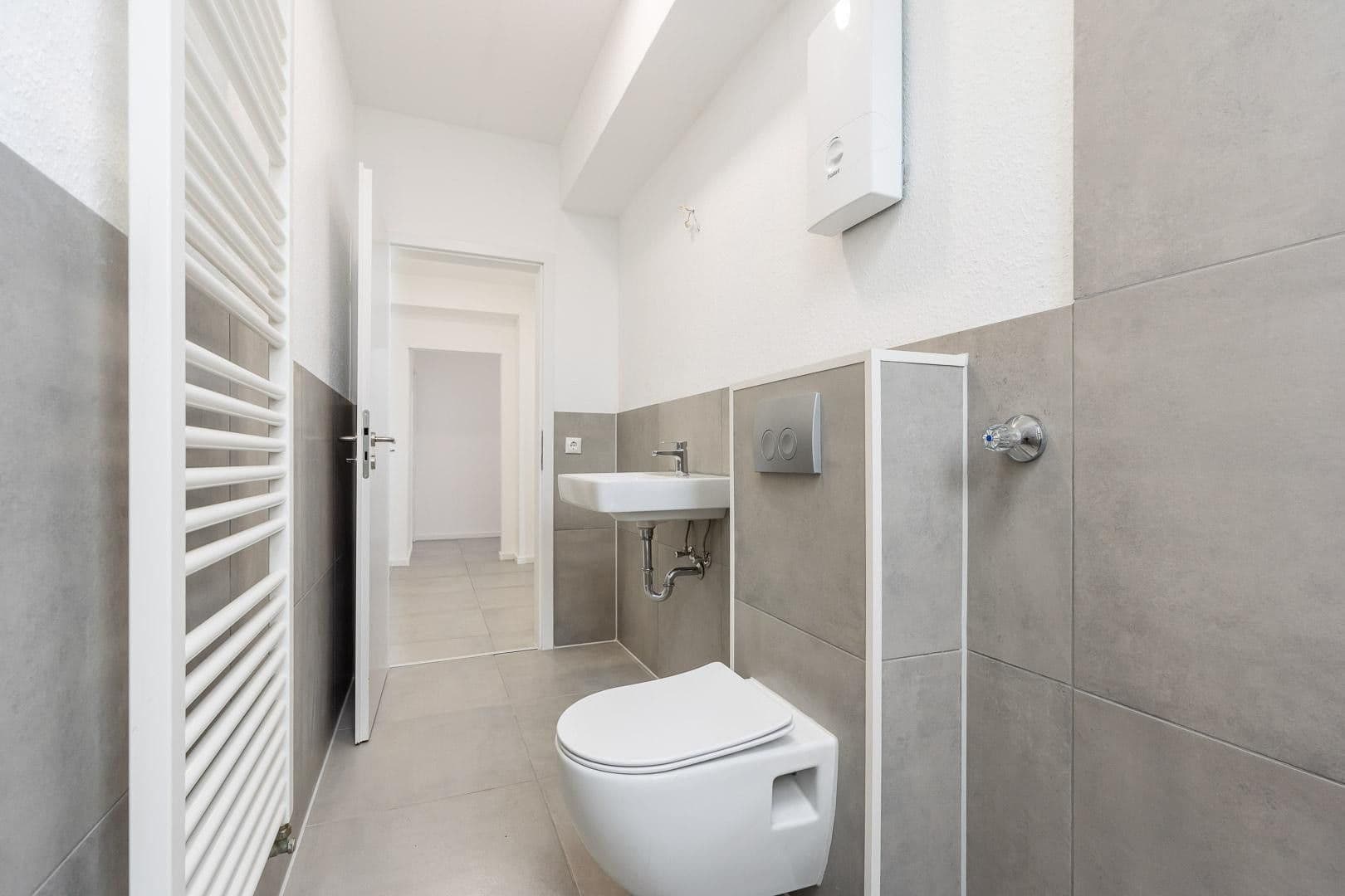 Pronájem bytu 2+1 54 m², Helmutstraße 2, Düsseldorf, Severní Porýní-Vestfálsko Pronájem bytu 2+1 54 m², Helmutstraße 2, Düsseldorf, Severní Porýní-Vestfálsko