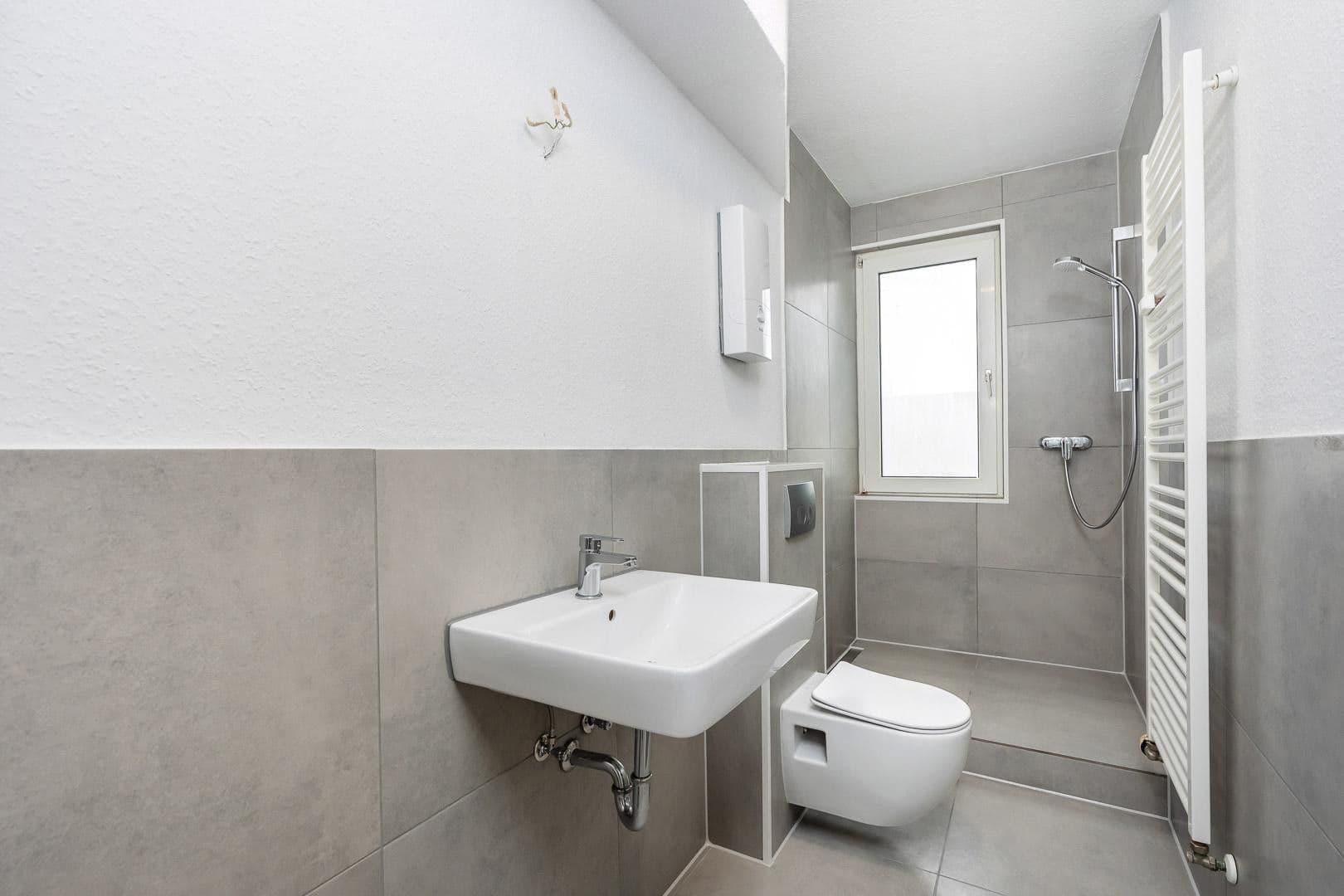 Pronájem bytu 2+1 54 m², Helmutstraße 2, Düsseldorf, Severní Porýní-Vestfálsko Pronájem bytu 2+1 54 m², Helmutstraße 2, Düsseldorf, Severní Porýní-Vestfálsko