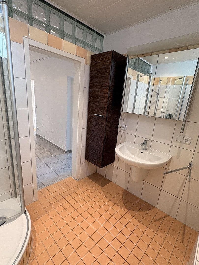 Pronájem bytu 2+1 61 m², Sebastianistr. 6, Koblenz, Porýní-Falc Pronájem bytu 2+1 61 m², Sebastianistr. 6, Koblenz, Porýní-Falc