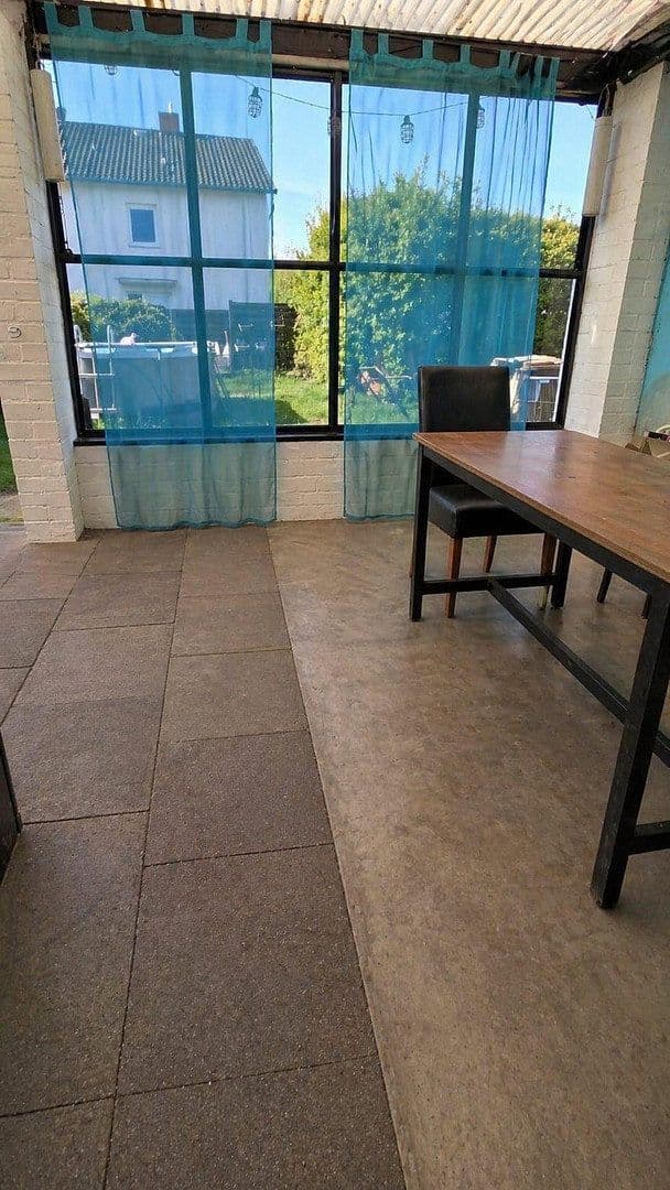 Pronájem domu 95 m², pozemek 90 m², Gneisenaustraße 11, Walsrode, Dolní Sasko Pronájem domu 95 m², pozemek 90 m², Gneisenaustraße 11, Walsrode, Dolní Sasko