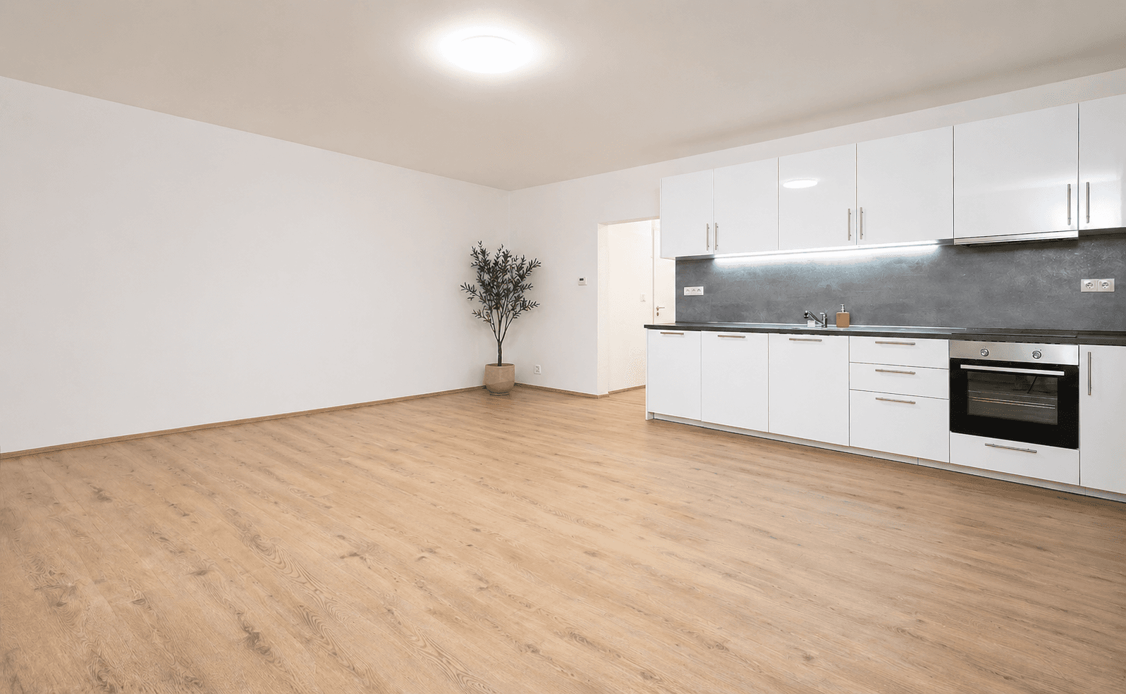 Prodej bytu 4+1 198 m², München, Bavorsko Prodej bytu 4+1 198 m², München, Bavorsko