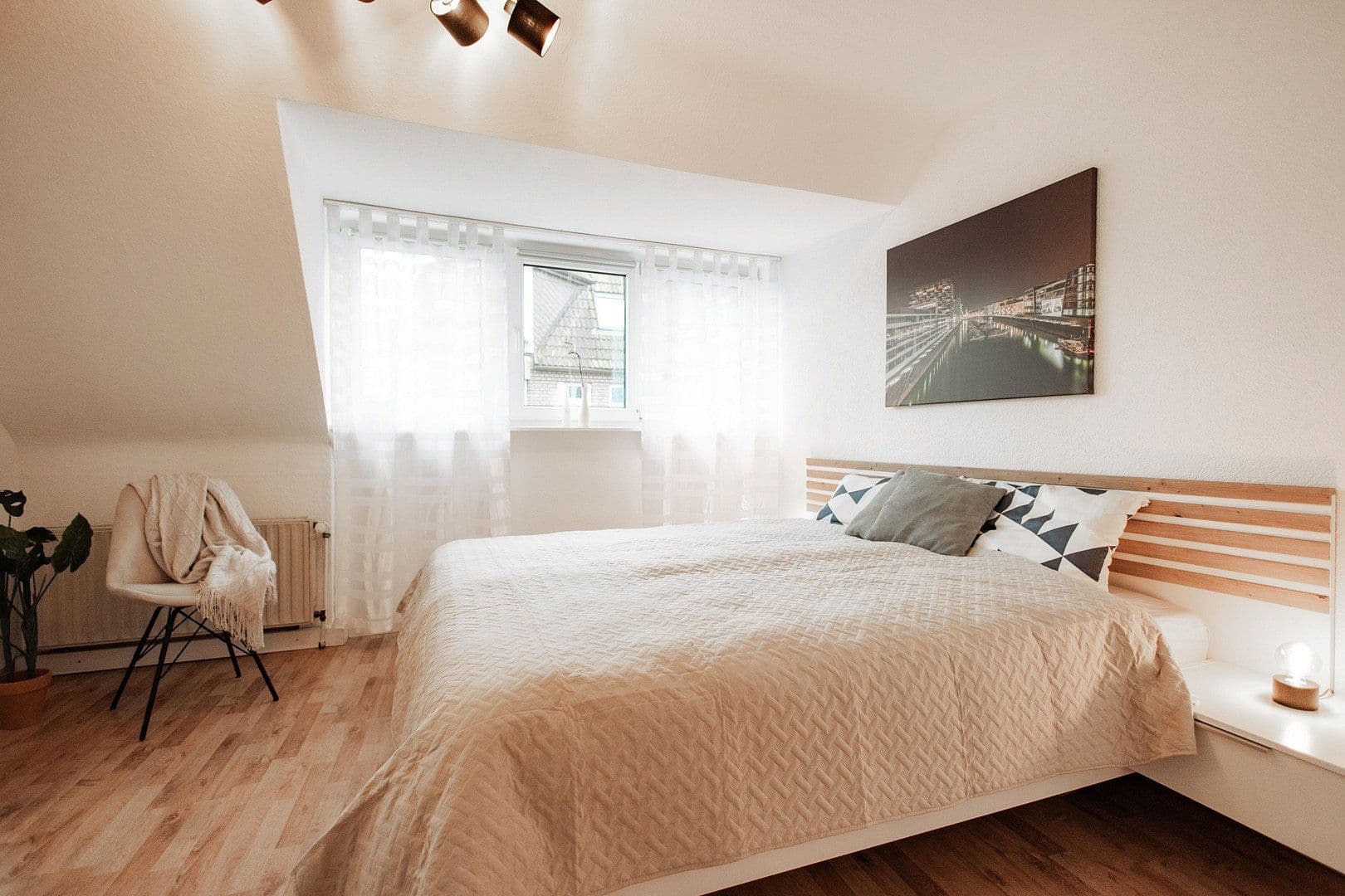 Pronájem bytu 2+kk 67 m², Adolf-Flecken Str., Neuss, Severní Porýní-Vestfálsko Pronájem bytu 2+kk 67 m², Adolf-Flecken Str., Neuss, Severní Porýní-Vestfálsko