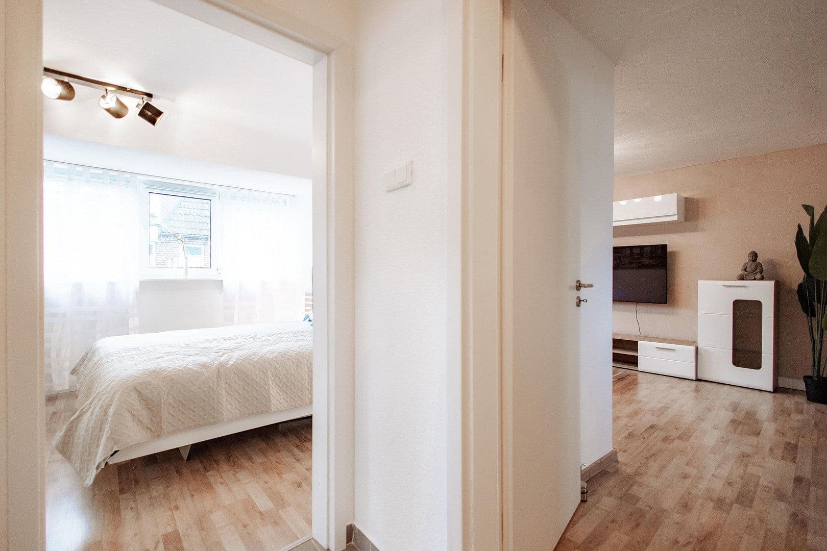 Pronájem bytu 2+kk 67 m², Adolf-Flecken Str., Neuss, Severní Porýní-Vestfálsko Pronájem bytu 2+kk 67 m², Adolf-Flecken Str., Neuss, Severní Porýní-Vestfálsko