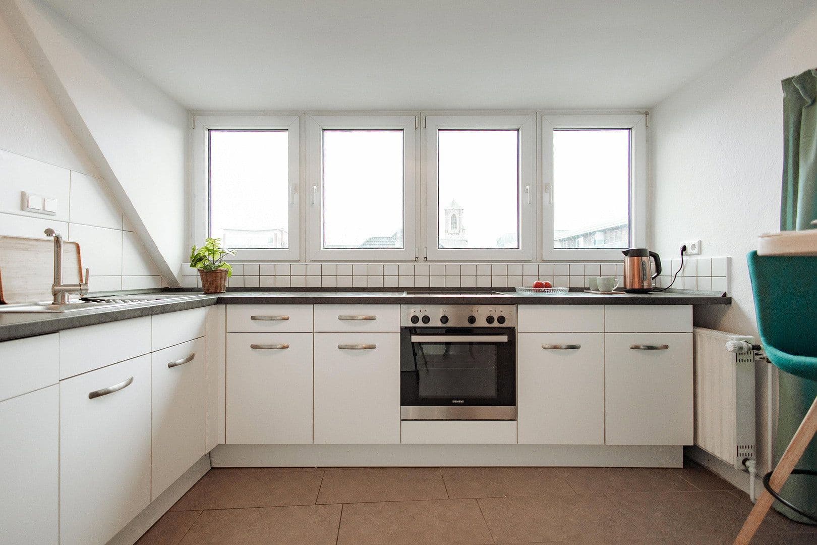 Pronájem bytu 2+kk 67 m², Adolf-Flecken Str., Neuss, Severní Porýní-Vestfálsko Pronájem bytu 2+kk 67 m², Adolf-Flecken Str., Neuss, Severní Porýní-Vestfálsko