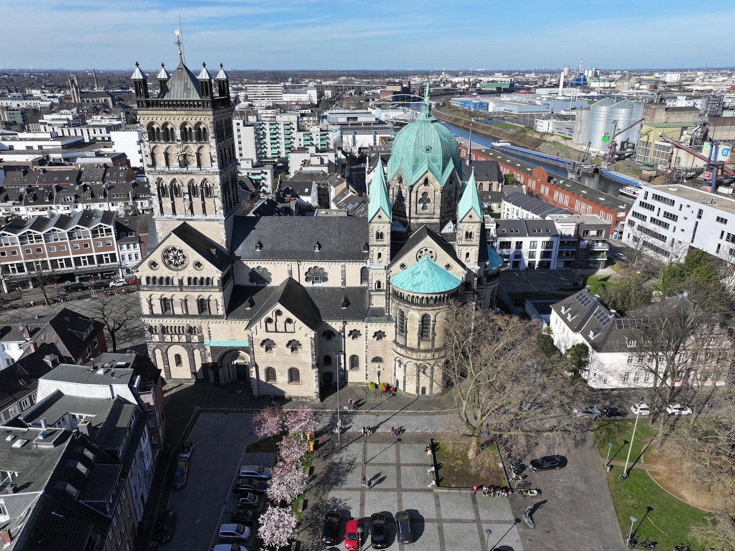 Pronájem bytu 2+kk 67 m², Adolf-Flecken Str., Neuss, Severní Porýní-Vestfálsko Pronájem bytu 2+kk 67 m², Adolf-Flecken Str., Neuss, Severní Porýní-Vestfálsko