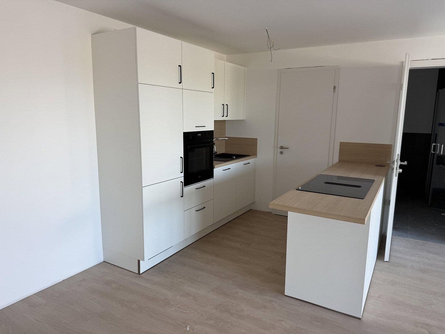 Pronájem bytu 3+1 86 m², Eichholzstrasse 11, Dortmund, Severní Porýní-Vestfálsko Pronájem bytu 3+1 86 m², Eichholzstrasse 11, Dortmund, Severní Porýní-Vestfálsko