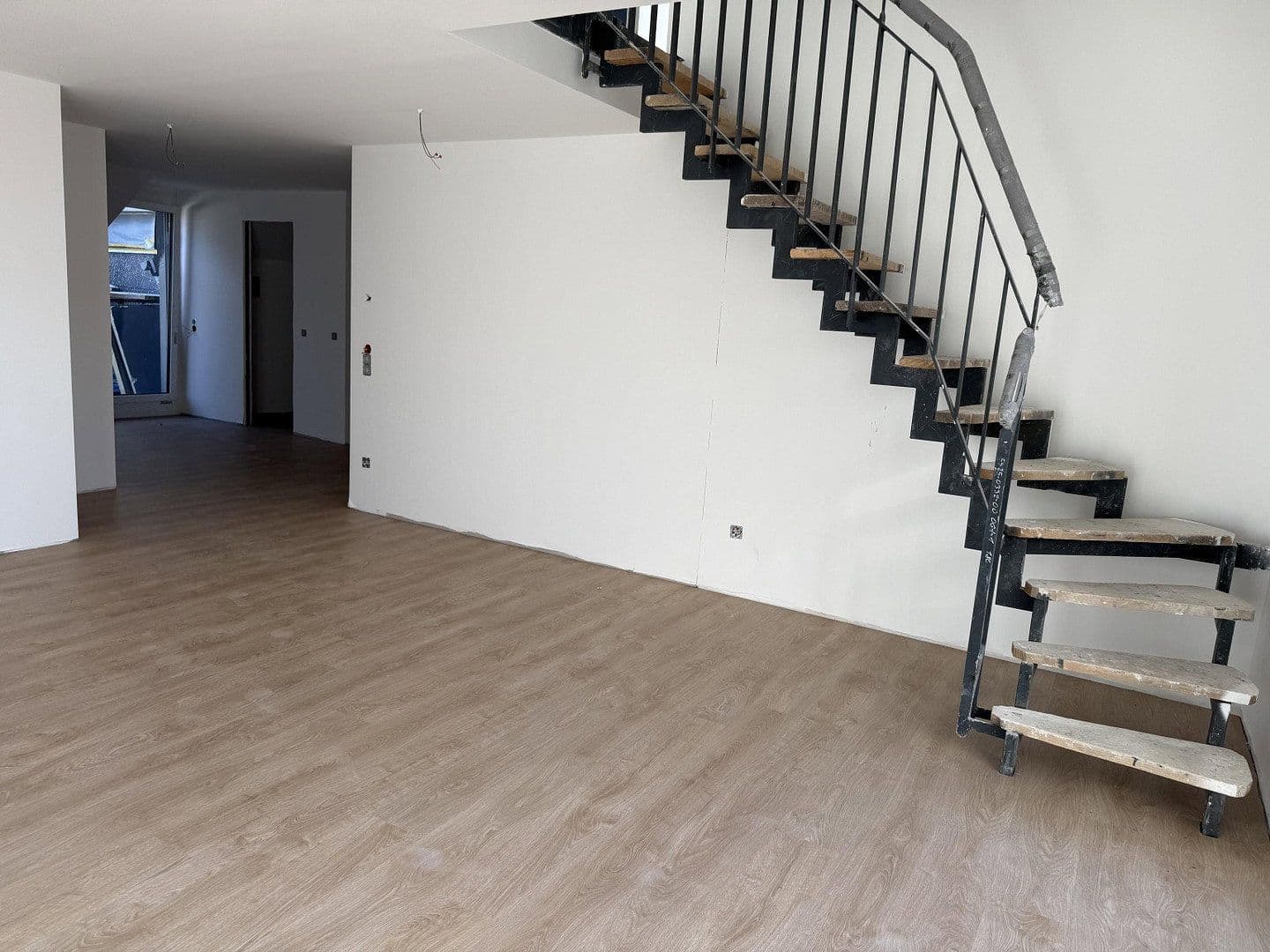 Pronájem bytu 2+1 69 m², Eichholzstrasse 11, Dortmund, Severní Porýní-Vestfálsko Pronájem bytu 2+1 69 m², Eichholzstrasse 11, Dortmund, Severní Porýní-Vestfálsko