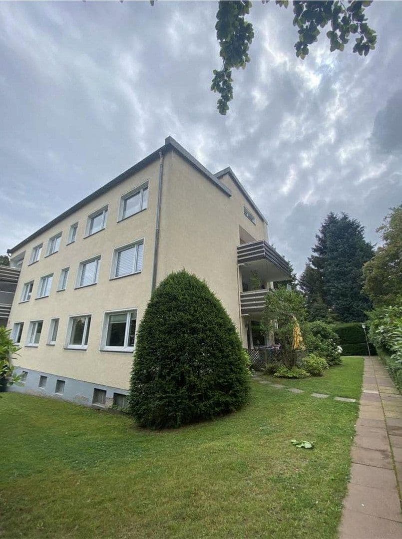 Pronájem bytu 2+kk 108 m², Bielefeld, Severní Porýní-Vestfálsko Pronájem bytu 2+kk 108 m², Bielefeld, Severní Porýní-Vestfálsko