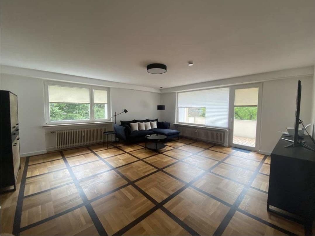 Pronájem bytu 2+kk 108 m², Bielefeld, Severní Porýní-Vestfálsko Pronájem bytu 2+kk 108 m², Bielefeld, Severní Porýní-Vestfálsko