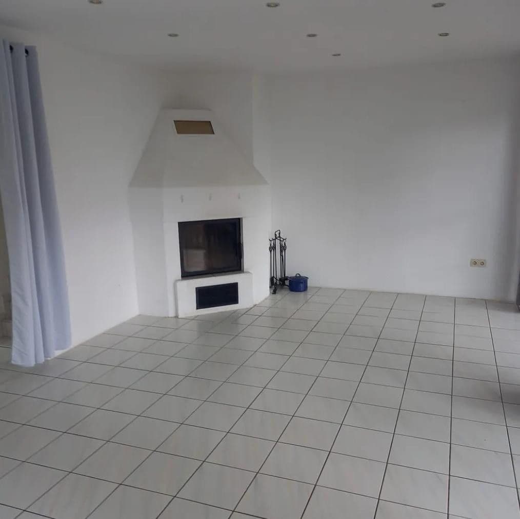 Prodej domu 178 m², pozemek 329 m², Am Kumb 20a, Otterbach, Porýní-Falc Prodej domu 178 m², pozemek 329 m², Am Kumb 20a, Otterbach, Porýní-Falc