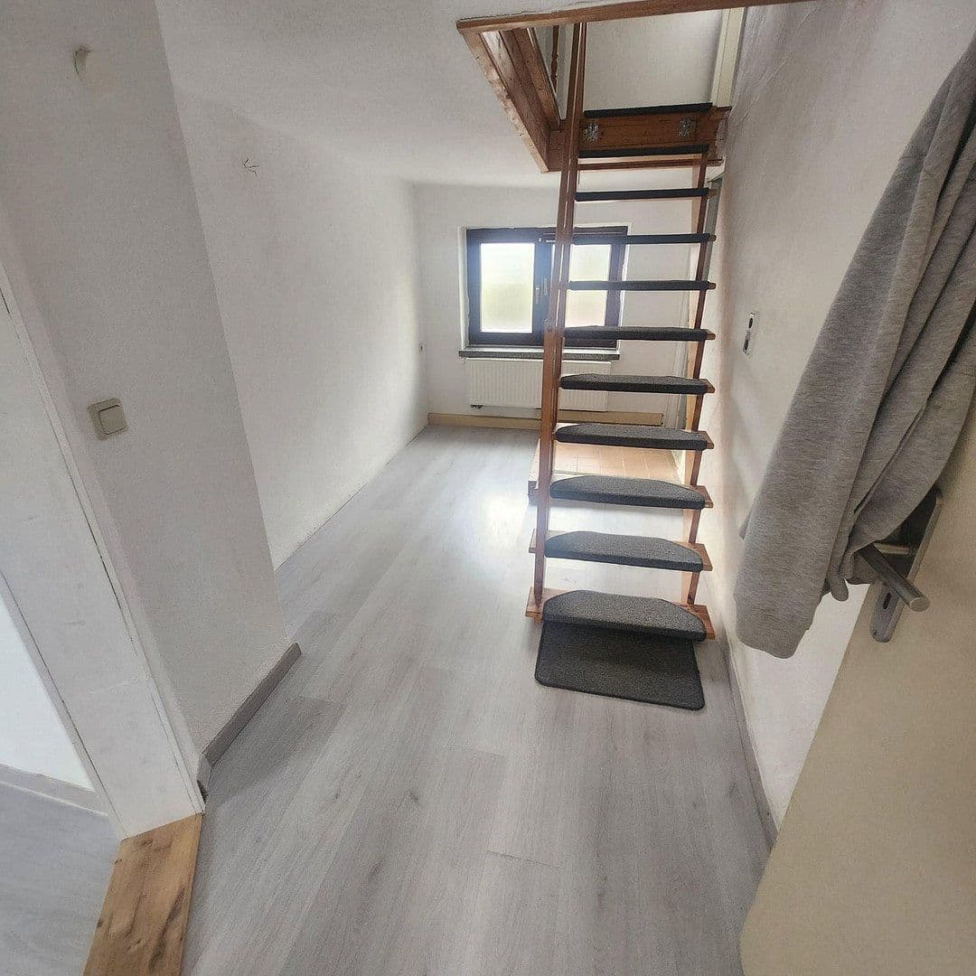 Pronájem domu 90 m², pozemek 368 m², Großschirma, Sasko Pronájem domu 90 m², pozemek 368 m², Großschirma, Sasko