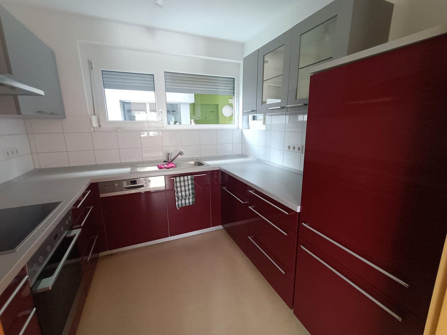 Pronájem bytu 3+1 76 m², Schulstraße 15, Friolzheim, Bádensko-Württembersko Pronájem bytu 3+1 76 m², Schulstraße 15, Friolzheim, Bádensko-Württembersko