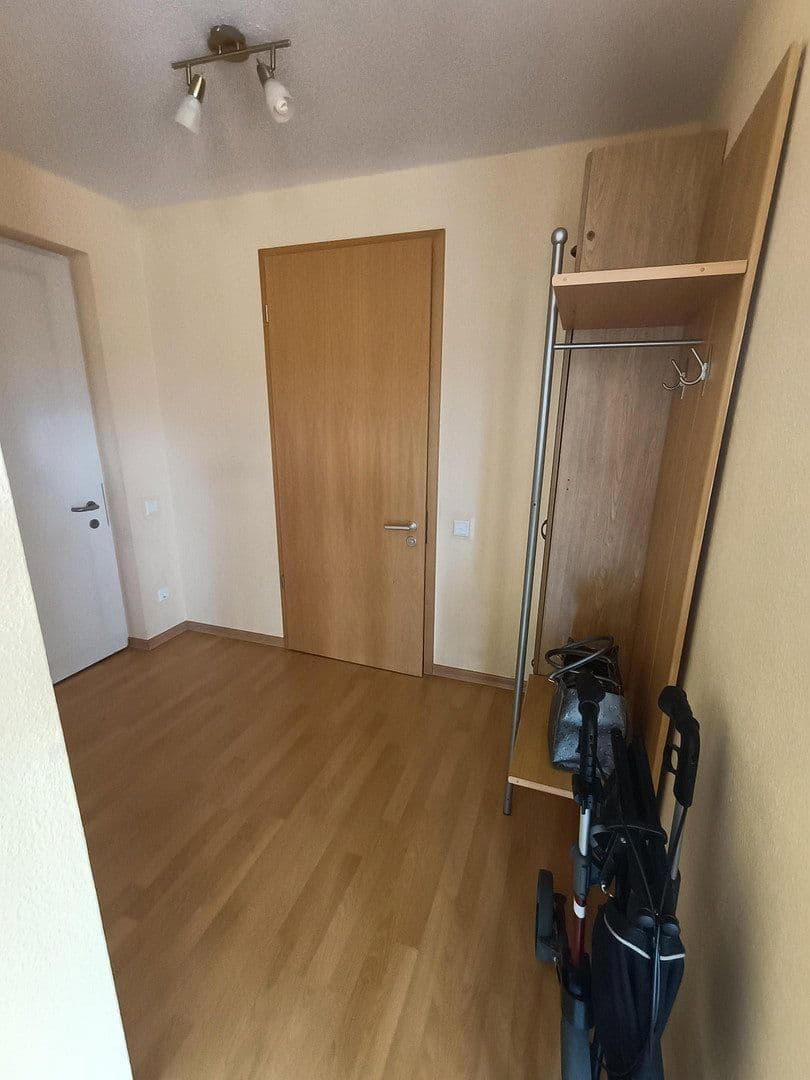 Pronájem bytu 3+1 76 m², Schulstraße 15, Friolzheim, Bádensko-Württembersko Pronájem bytu 3+1 76 m², Schulstraße 15, Friolzheim, Bádensko-Württembersko
