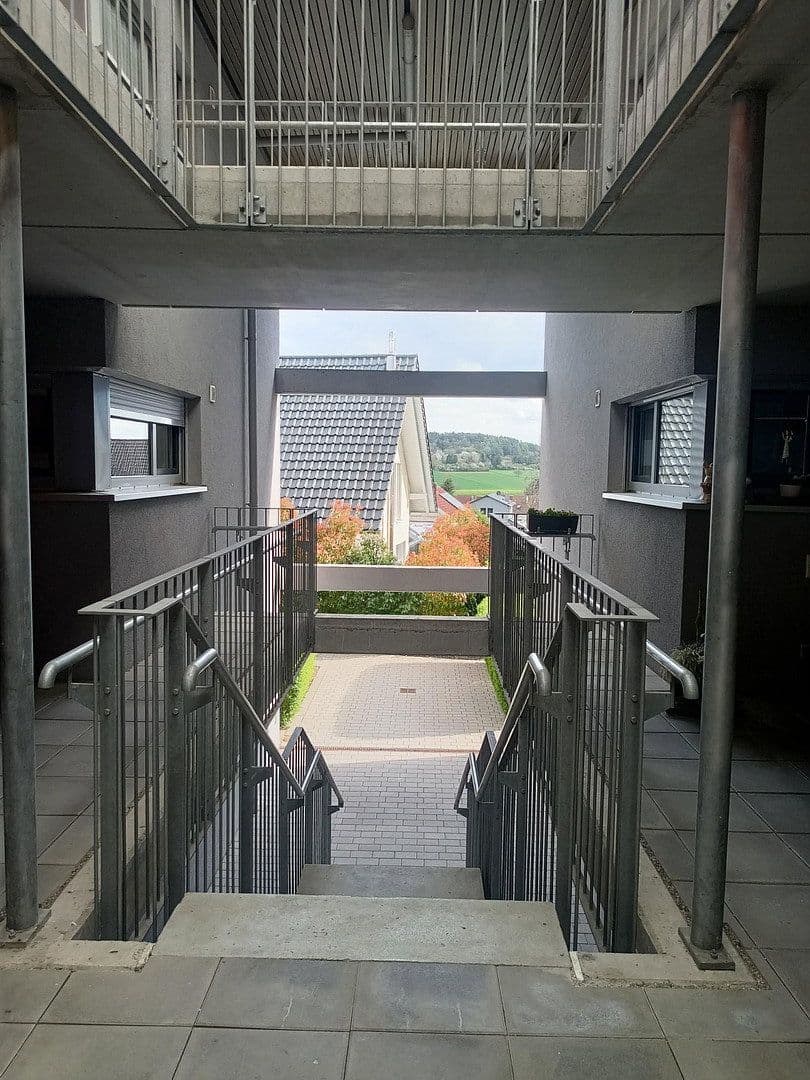 Pronájem bytu 3+1 76 m², Schulstraße 15, Friolzheim, Bádensko-Württembersko Pronájem bytu 3+1 76 m², Schulstraße 15, Friolzheim, Bádensko-Württembersko