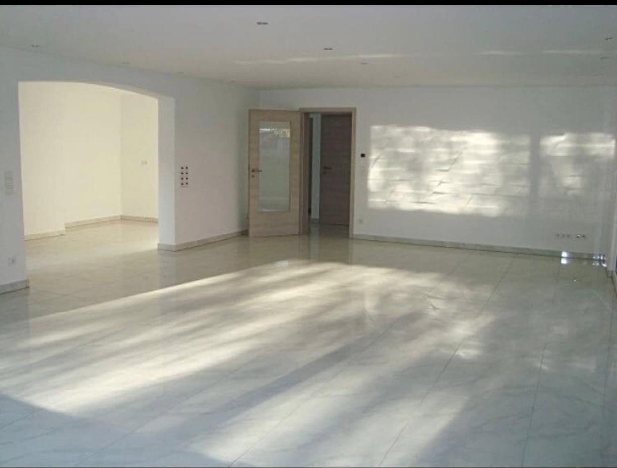 Prodej domu 174 m², pozemek 927 m², Asbach, Porýní-Falc Prodej domu 174 m², pozemek 927 m², Asbach, Porýní-Falc