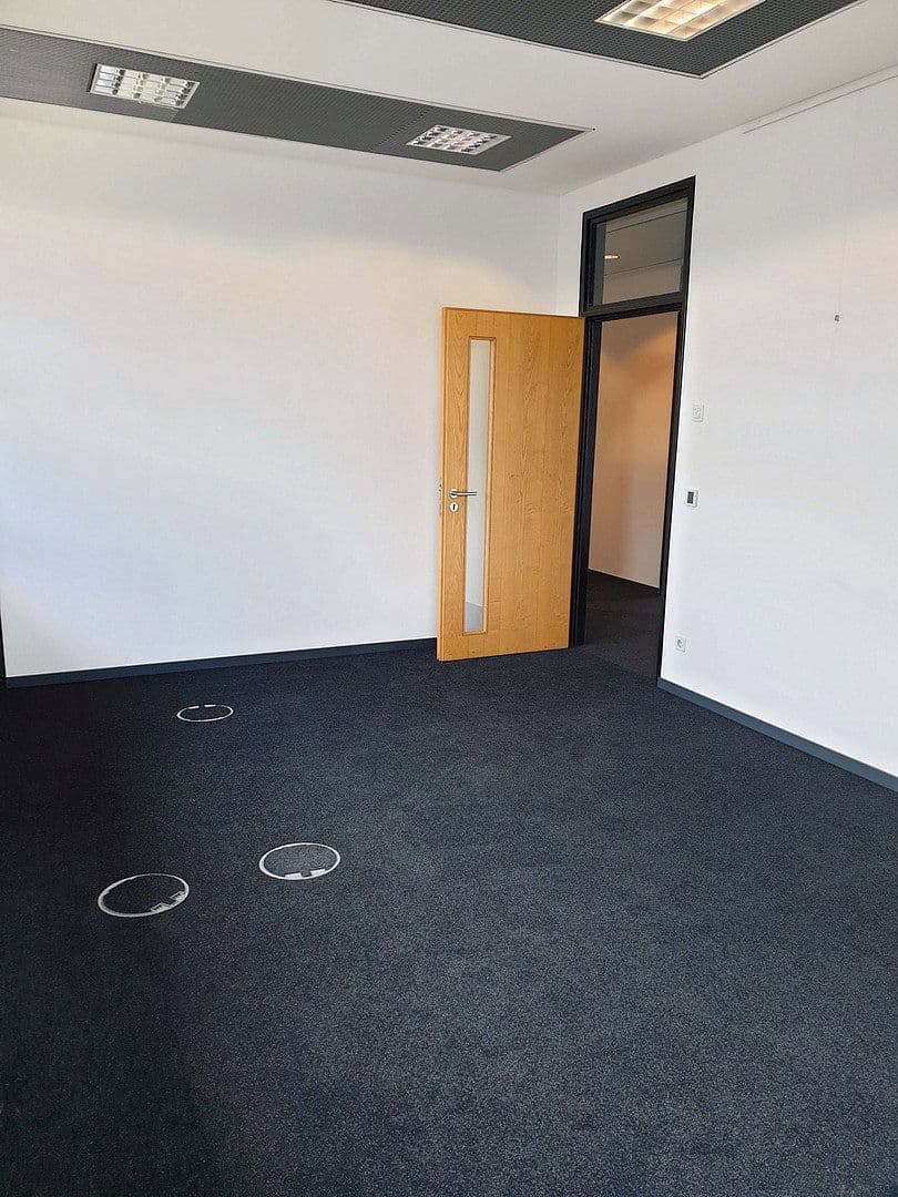 Pronájem kanceláře 251 m², Kurfürstendamm 40, Berlin Charlottenburg Wilmersdorf, Berlín Pronájem kanceláře 251 m², Kurfürstendamm 40, Berlin Charlottenburg Wilmersdorf, Berlín