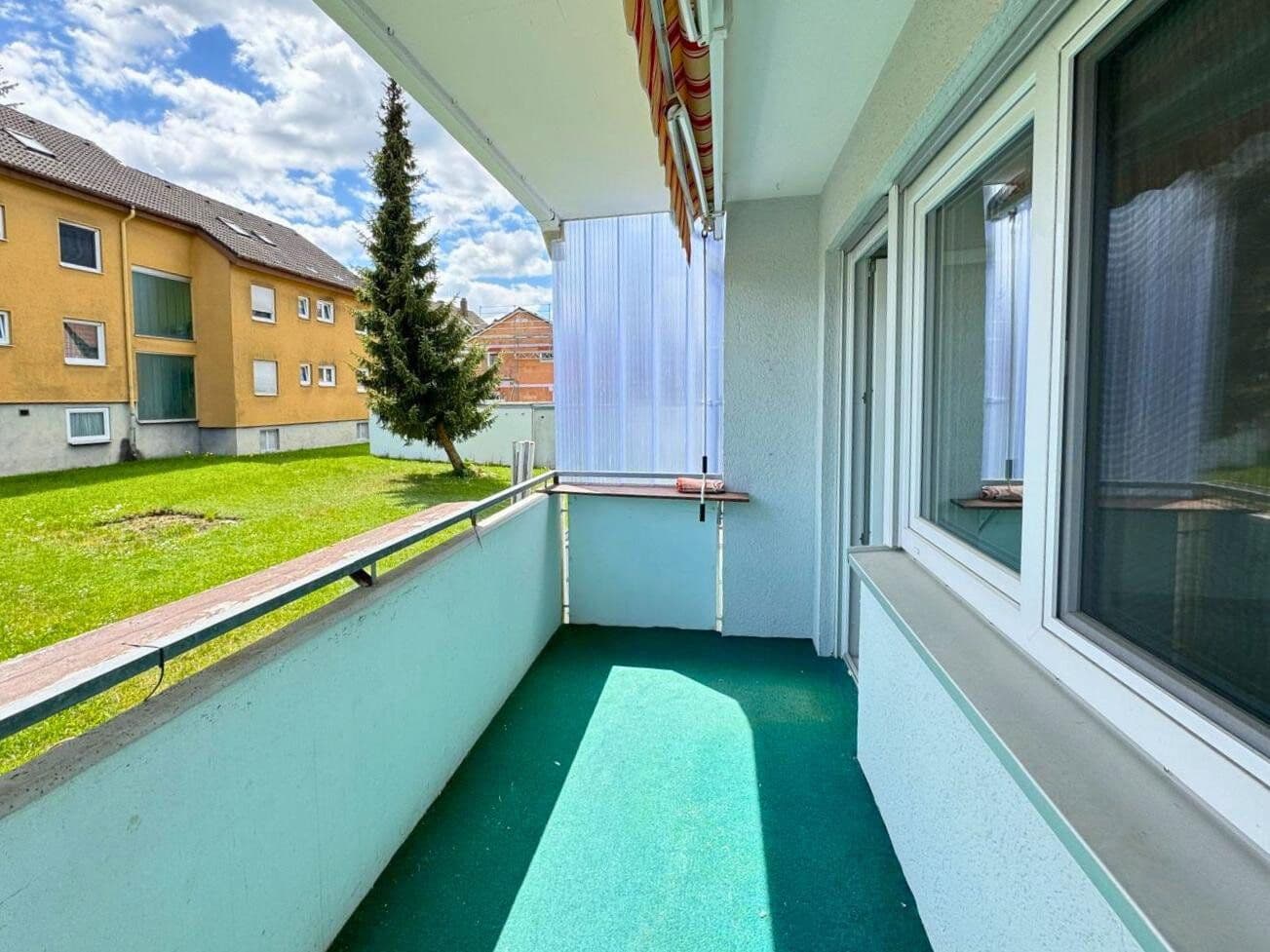 Pronájem bytu 3+1 73 m², Machtolsheimer Weg 4, Laichingen, Bádensko-Württembersko Pronájem bytu 3+1 73 m², Machtolsheimer Weg 4, Laichingen, Bádensko-Württembersko
