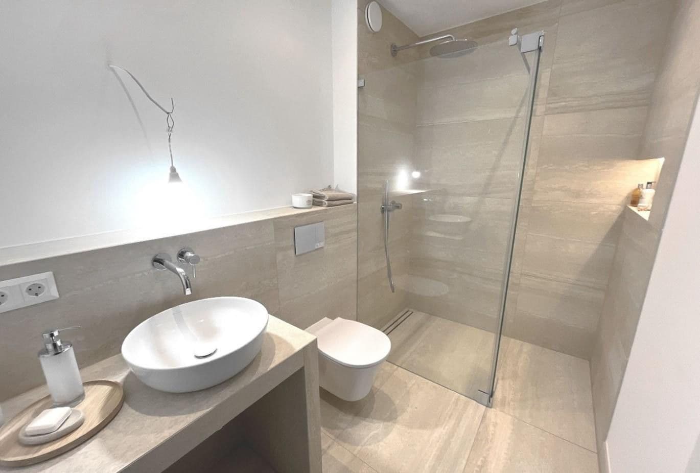 Prodej domu 234 m², pozemek 298 m², Oberschlesische Straße 20a, München, Bavorsko Prodej domu 234 m², pozemek 298 m², Oberschlesische Straße 20a, München, Bavorsko