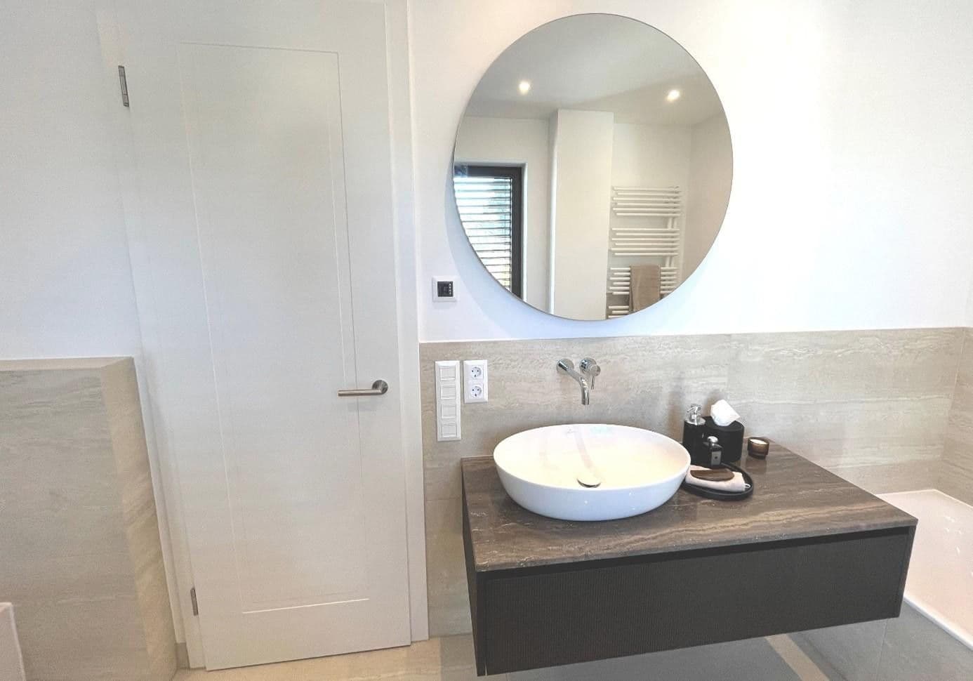 Prodej domu 234 m², pozemek 298 m², Oberschlesische Straße 20a, München, Bavorsko Prodej domu 234 m², pozemek 298 m², Oberschlesische Straße 20a, München, Bavorsko