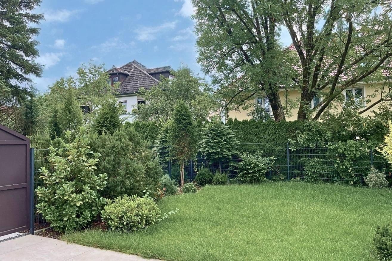 Prodej domu 234 m², pozemek 298 m², Oberschlesische Straße 20a, München, Bavorsko Prodej domu 234 m², pozemek 298 m², Oberschlesische Straße 20a, München, Bavorsko