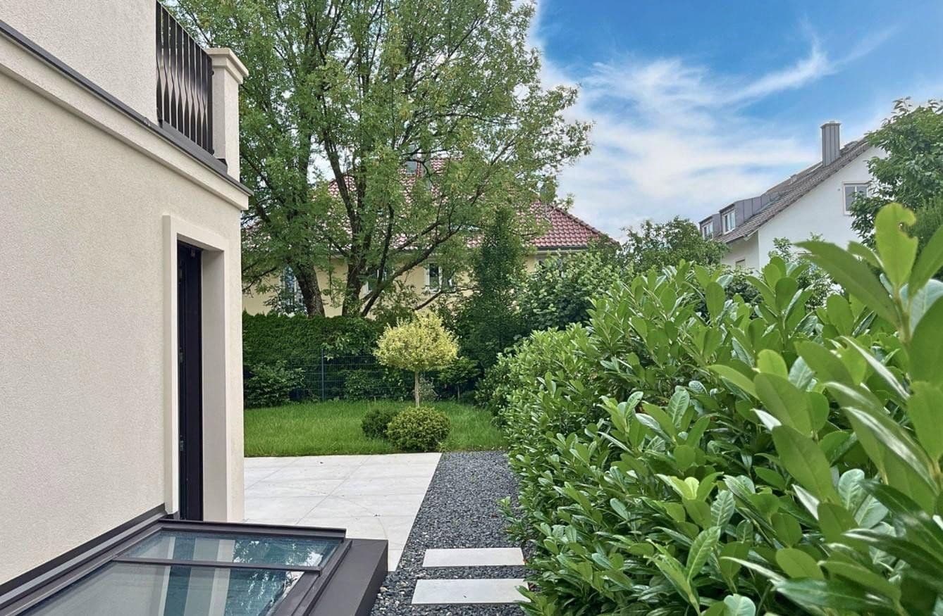 Prodej domu 234 m², pozemek 298 m², Oberschlesische Straße 20a, München, Bavorsko Prodej domu 234 m², pozemek 298 m², Oberschlesische Straße 20a, München, Bavorsko
