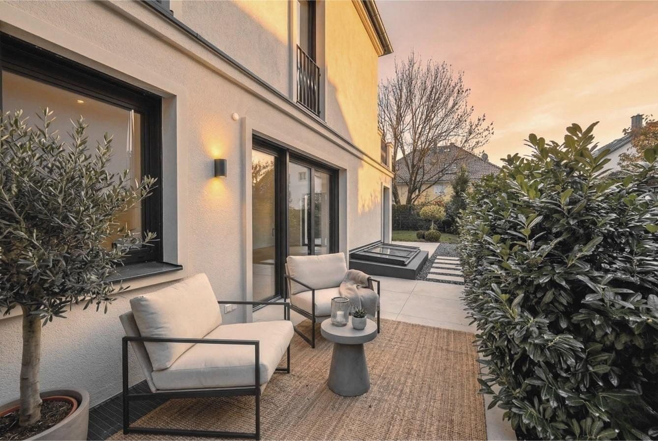 Prodej domu 234 m², pozemek 298 m², Oberschlesische Straße 20a, München, Bavorsko Prodej domu 234 m², pozemek 298 m², Oberschlesische Straße 20a, München, Bavorsko
