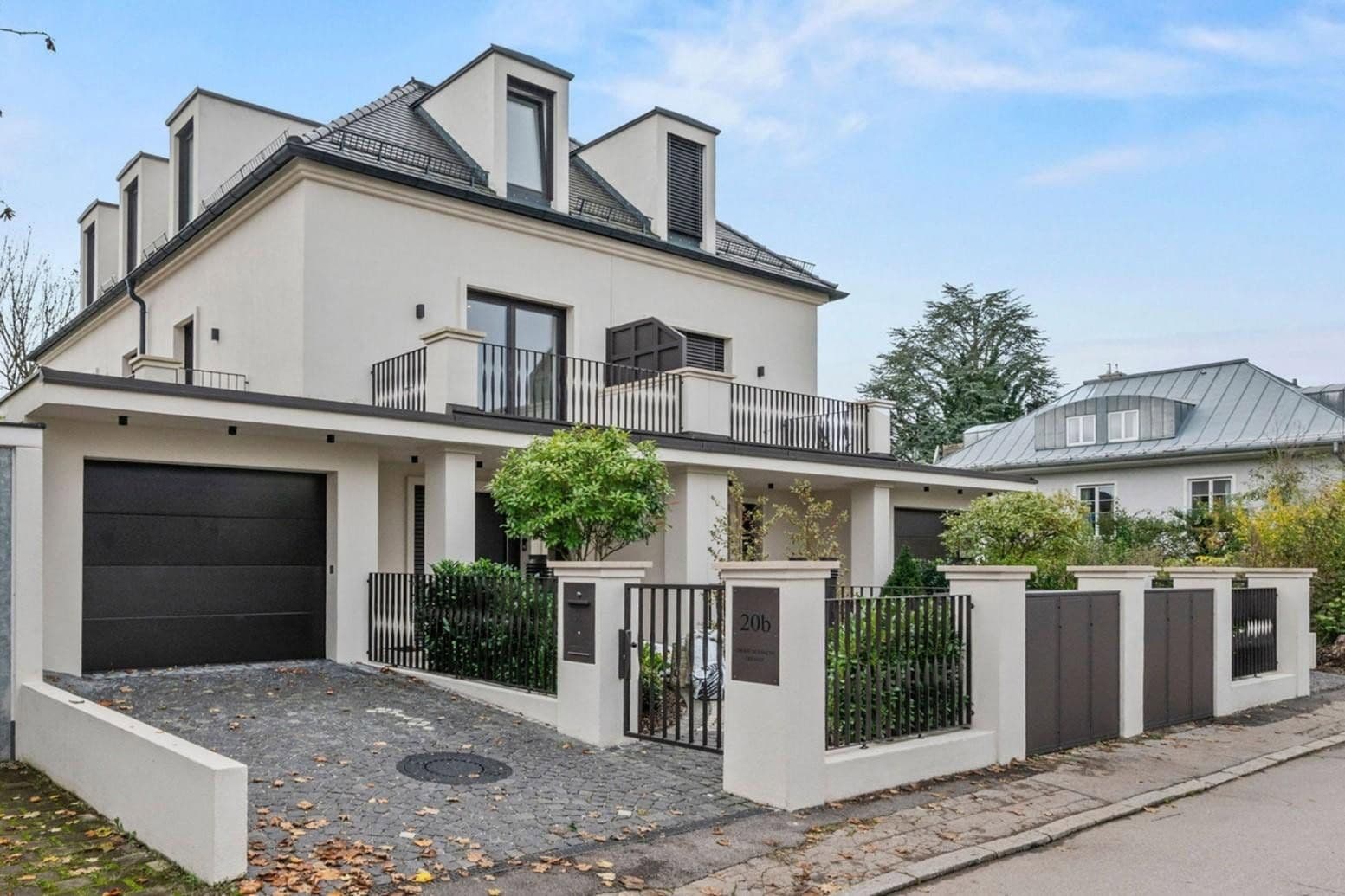 Prodej domu 234 m², pozemek 298 m², Oberschlesische Straße 20a, München, Bavorsko Prodej domu 234 m², pozemek 298 m², Oberschlesische Straße 20a, München, Bavorsko