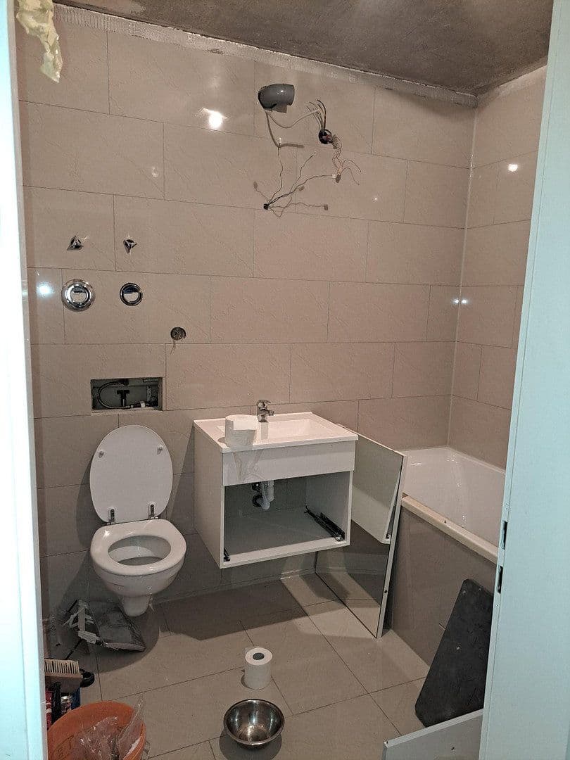 Pronájem bytu 2+1 60 m², Singen (Hohentwiel), Bádensko-Württembersko Pronájem bytu 2+1 60 m², Singen (Hohentwiel), Bádensko-Württembersko