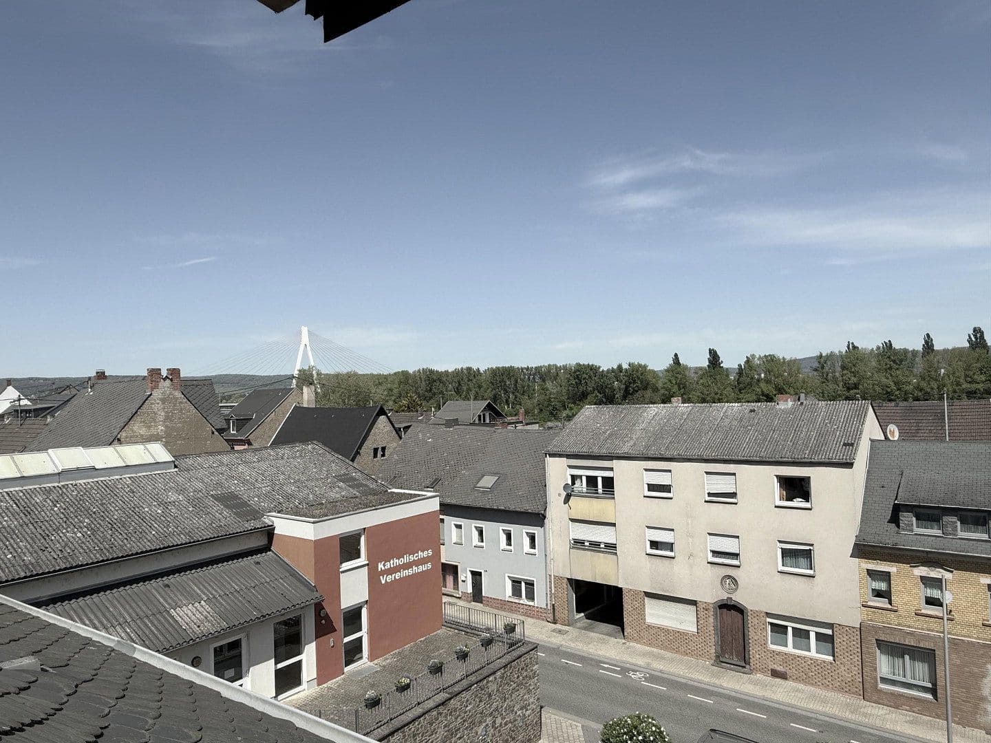 Pronájem bytu 3+1 56 m², Weißenthurm, Porýní-Falc Pronájem bytu 3+1 56 m², Weißenthurm, Porýní-Falc