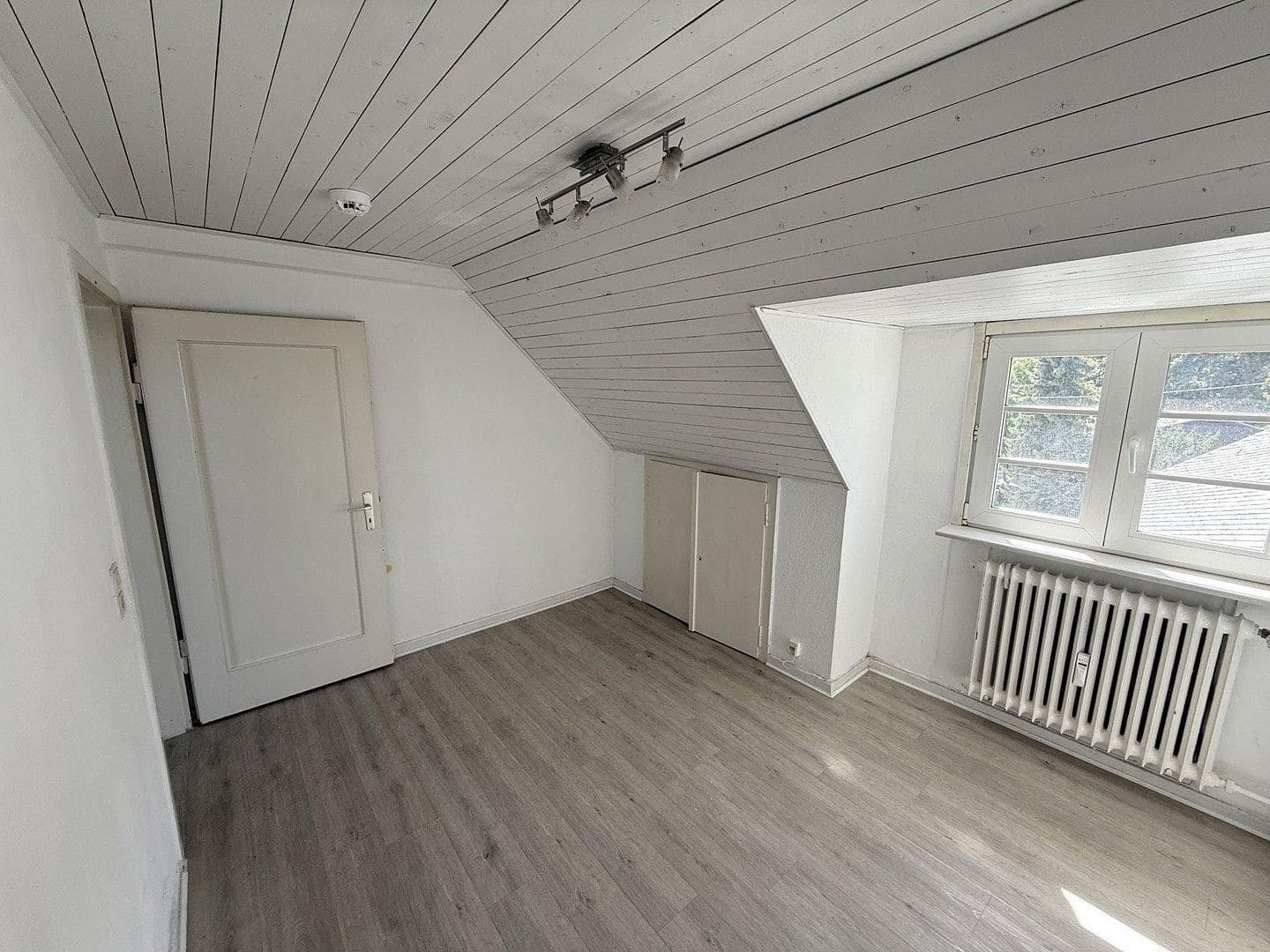 Pronájem bytu 3+1 56 m², Weißenthurm, Porýní-Falc Pronájem bytu 3+1 56 m², Weißenthurm, Porýní-Falc