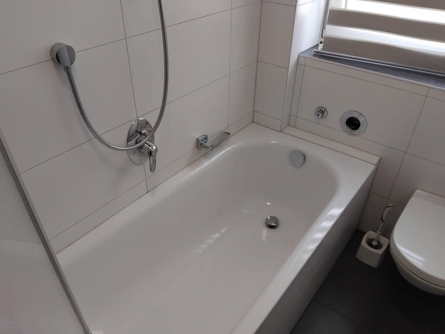 Pronájem bytu 3+1 64 m², Hafenstr. 16, Duisburg, Severní Porýní-Vestfálsko Pronájem bytu 3+1 64 m², Hafenstr. 16, Duisburg, Severní Porýní-Vestfálsko
