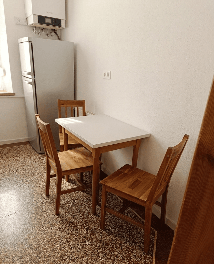 Pronájem bytu 3+1 56 m², Augsburg, Bavorsko Pronájem bytu 3+1 56 m², Augsburg, Bavorsko