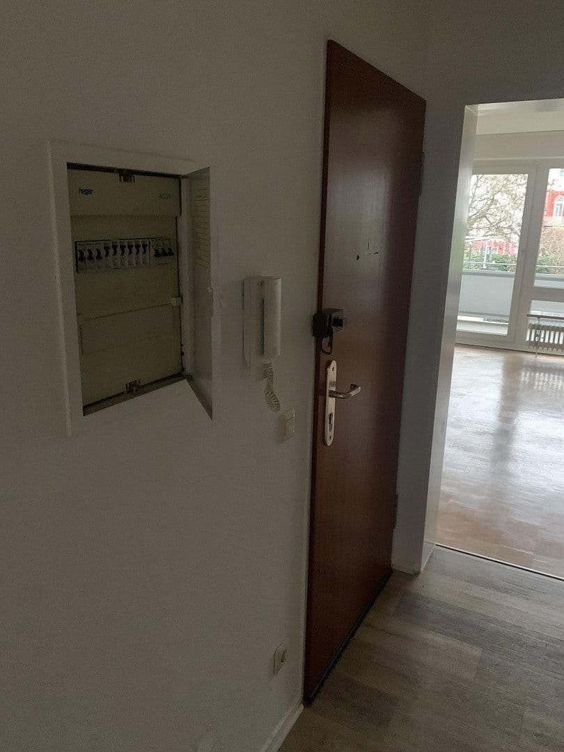 Pronájem bytu 2+1 55 m², Mendelssohnstr. 16, Düsseldorf, Severní Porýní-Vestfálsko Pronájem bytu 2+1 55 m², Mendelssohnstr. 16, Düsseldorf, Severní Porýní-Vestfálsko