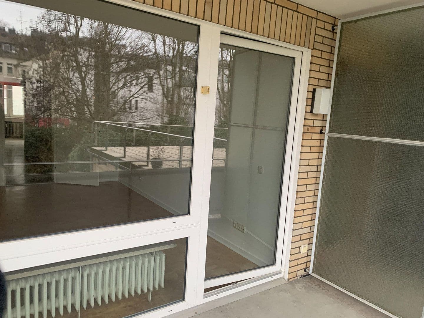 Pronájem bytu 2+1 55 m², Mendelssohnstr. 16, Düsseldorf, Severní Porýní-Vestfálsko Pronájem bytu 2+1 55 m², Mendelssohnstr. 16, Düsseldorf, Severní Porýní-Vestfálsko
