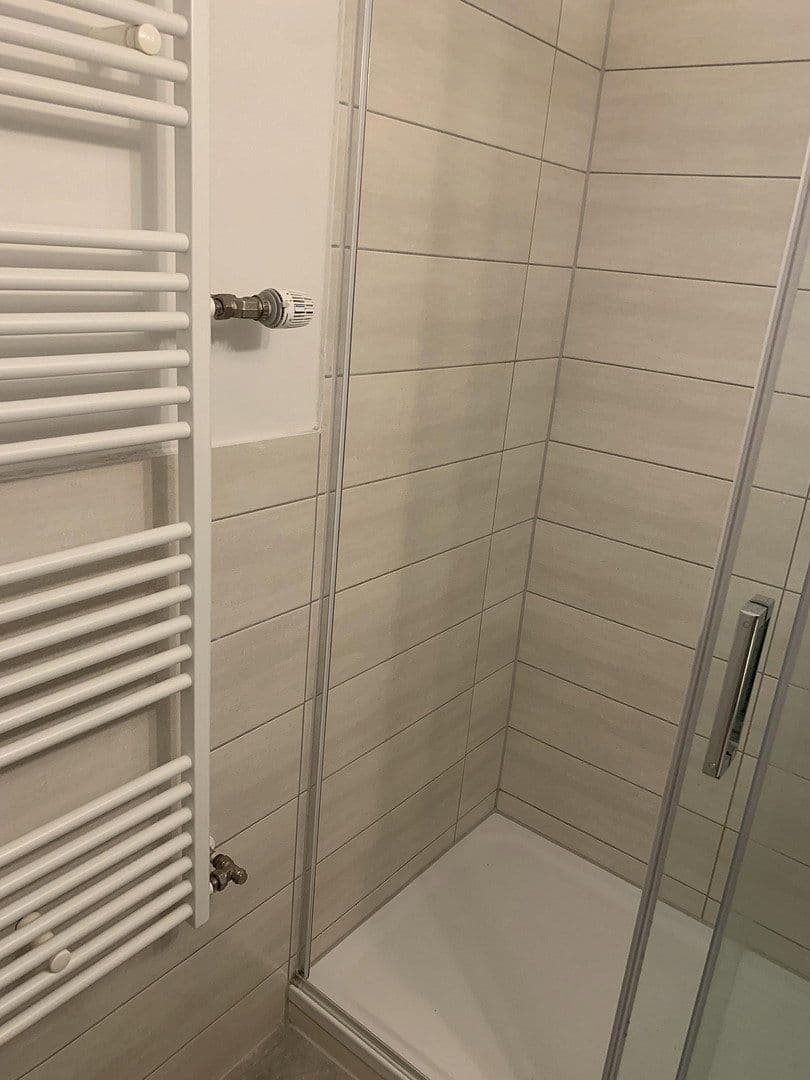 Pronájem bytu 2+1 55 m², Mendelssohnstr. 16, Düsseldorf, Severní Porýní-Vestfálsko Pronájem bytu 2+1 55 m², Mendelssohnstr. 16, Düsseldorf, Severní Porýní-Vestfálsko