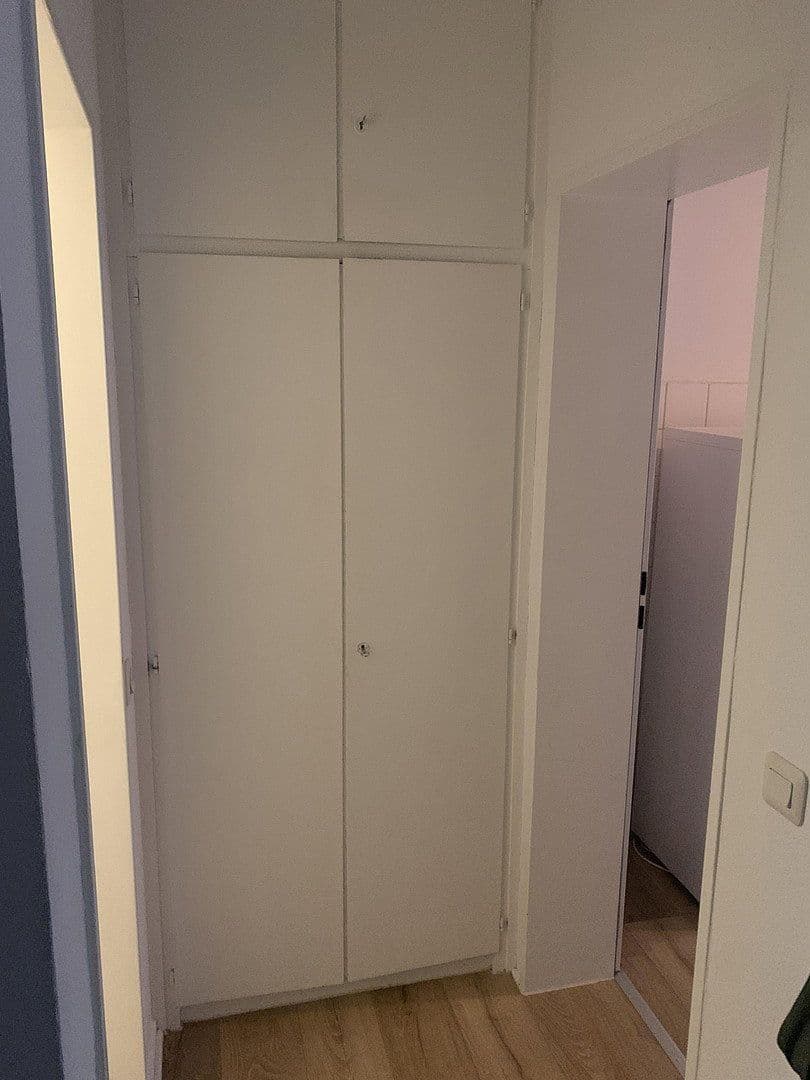 Pronájem bytu 2+1 55 m², Mendelssohnstr. 16, Düsseldorf, Severní Porýní-Vestfálsko Pronájem bytu 2+1 55 m², Mendelssohnstr. 16, Düsseldorf, Severní Porýní-Vestfálsko