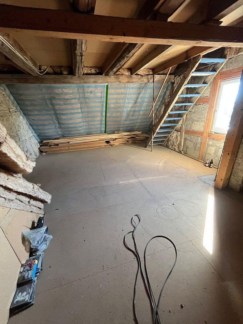 Prodej domu 137 m², pozemek 423 m², Schopfloch, Bádensko-Württembersko Prodej domu 137 m², pozemek 423 m², Schopfloch, Bádensko-Württembersko