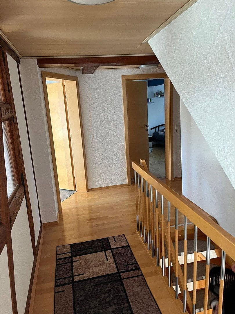 Prodej domu 137 m², pozemek 423 m², Schopfloch, Bádensko-Württembersko Prodej domu 137 m², pozemek 423 m², Schopfloch, Bádensko-Württembersko