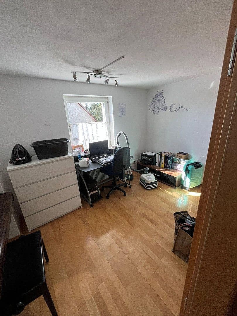 Prodej domu 137 m², pozemek 423 m², Schopfloch, Bádensko-Württembersko Prodej domu 137 m², pozemek 423 m², Schopfloch, Bádensko-Württembersko