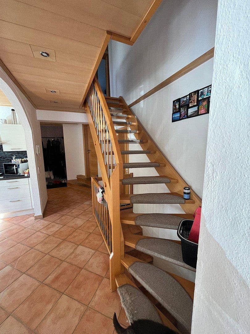 Prodej domu 137 m², pozemek 423 m², Schopfloch, Bádensko-Württembersko Prodej domu 137 m², pozemek 423 m², Schopfloch, Bádensko-Württembersko