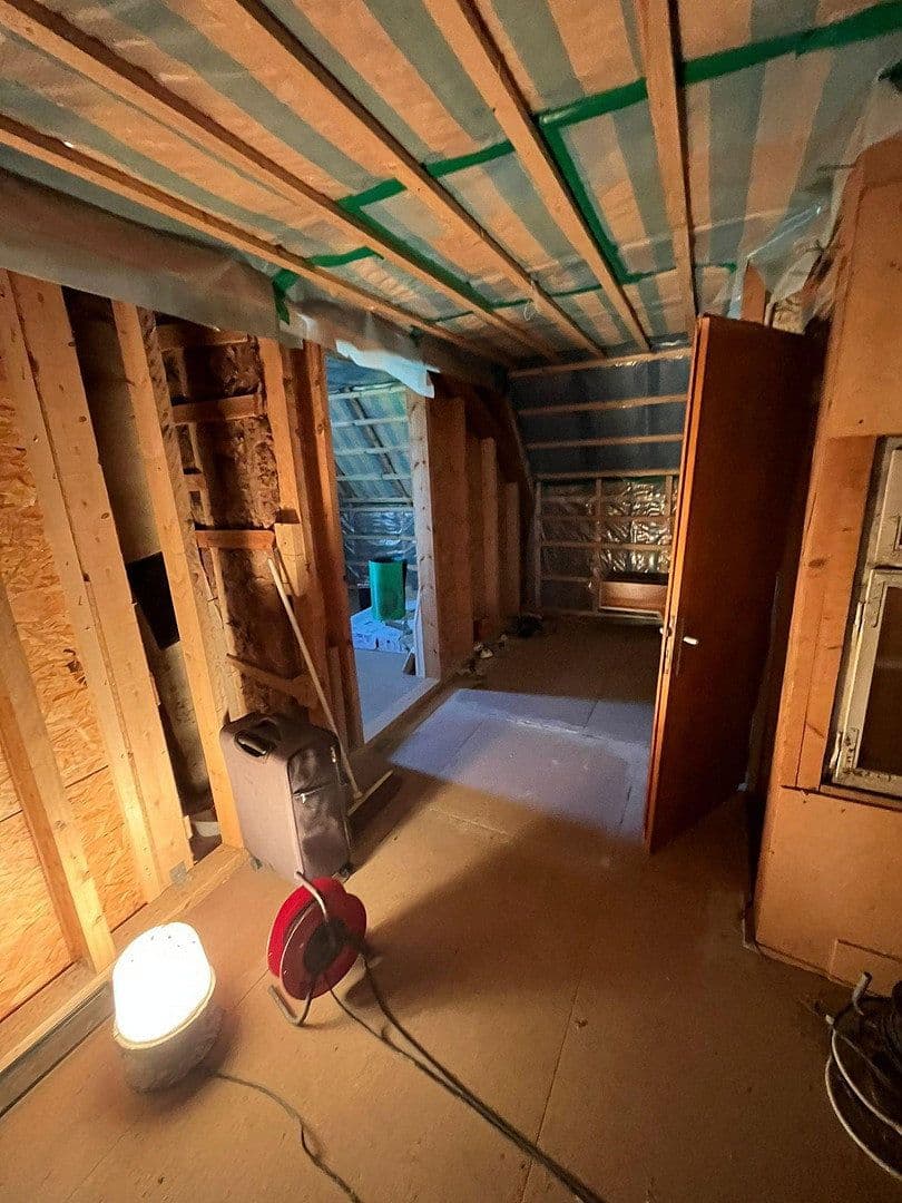 Prodej domu 137 m², pozemek 423 m², Schopfloch, Bádensko-Württembersko Prodej domu 137 m², pozemek 423 m², Schopfloch, Bádensko-Württembersko