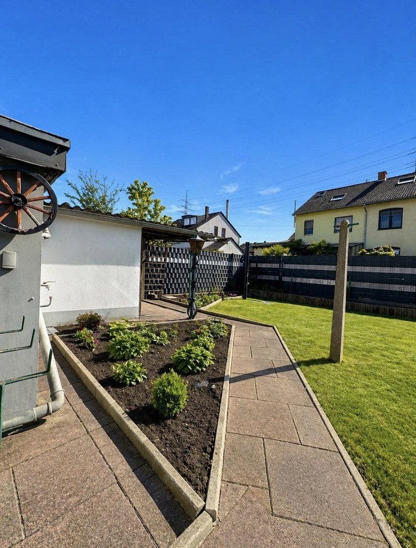 Prodej domu 86 m², pozemek 266 m², Recklinghausen, Severní Porýní-Vestfálsko Prodej domu 86 m², pozemek 266 m², Recklinghausen, Severní Porýní-Vestfálsko
