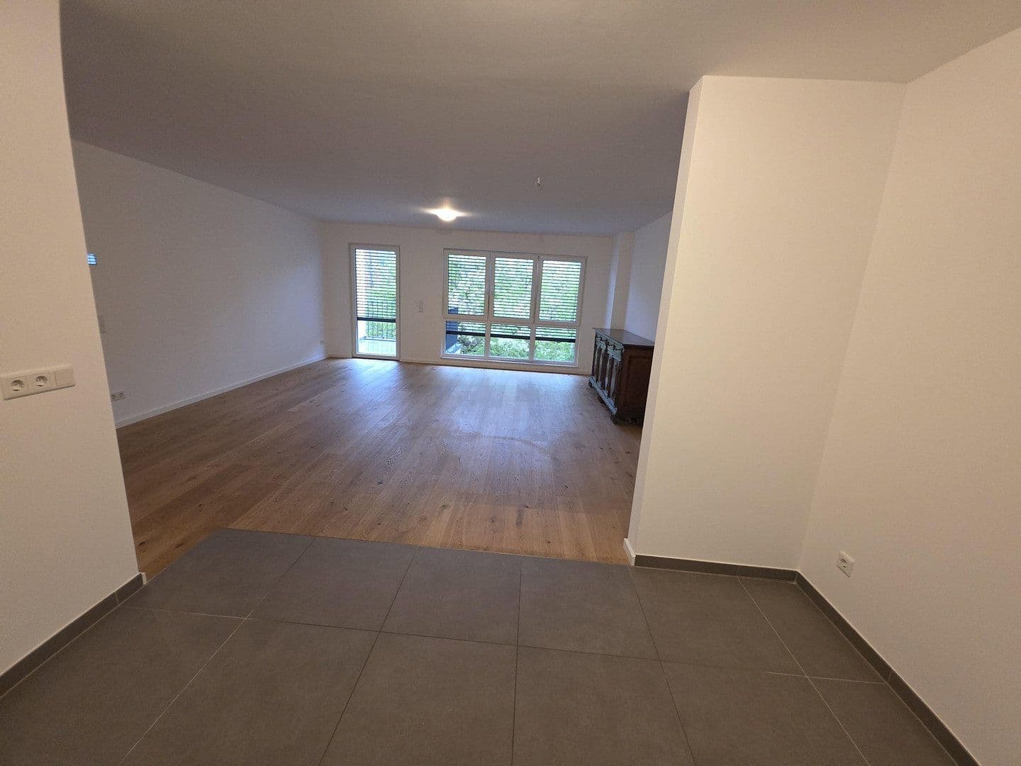 Pronájem bytu 3+1 110 m², Hilden, Severní Porýní-Vestfálsko Pronájem bytu 3+1 110 m², Hilden, Severní Porýní-Vestfálsko
